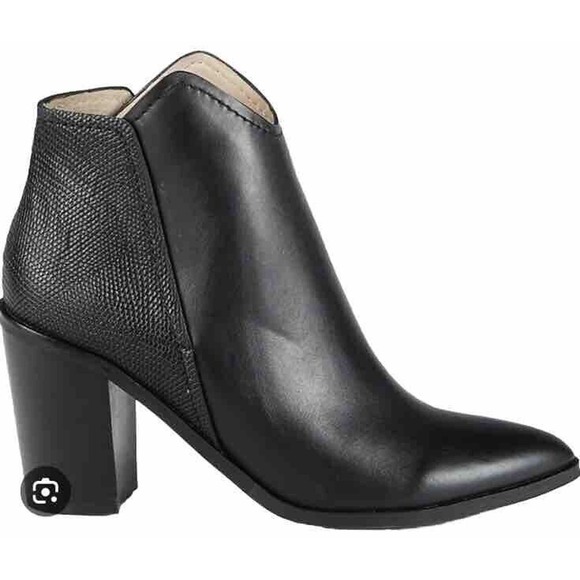 New Dolce Vita Rozane Snakeskin Embossed Leather Pull-on Booties Black Kors Sz 7 - Picture 1 of 7